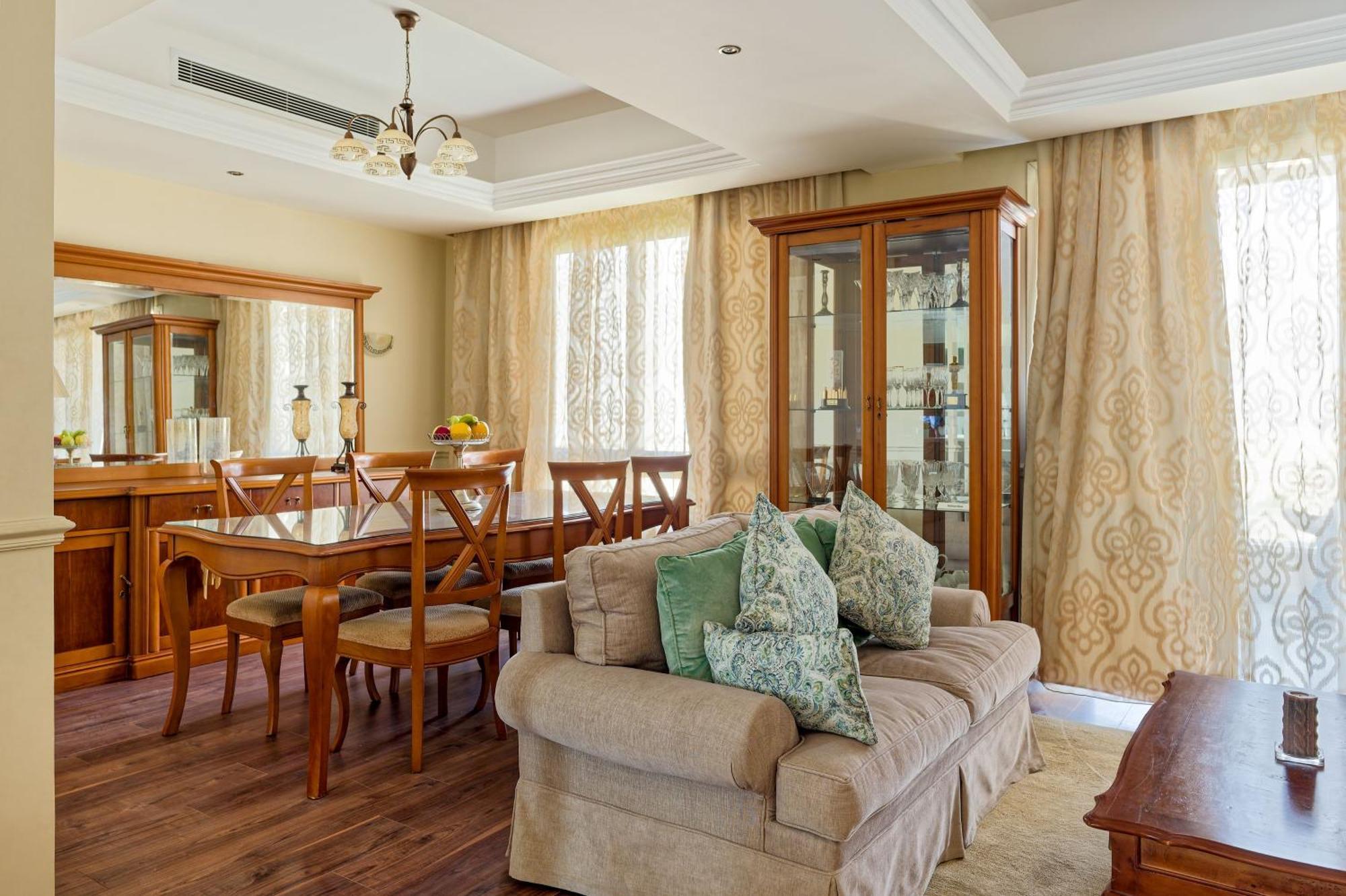Vesta - Park View Apartment